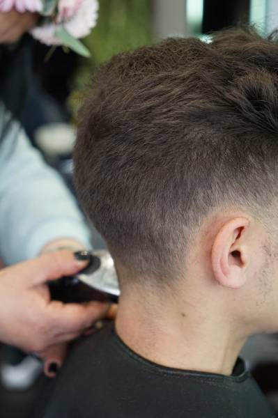 coiffeur pour nouveau look à Lyon