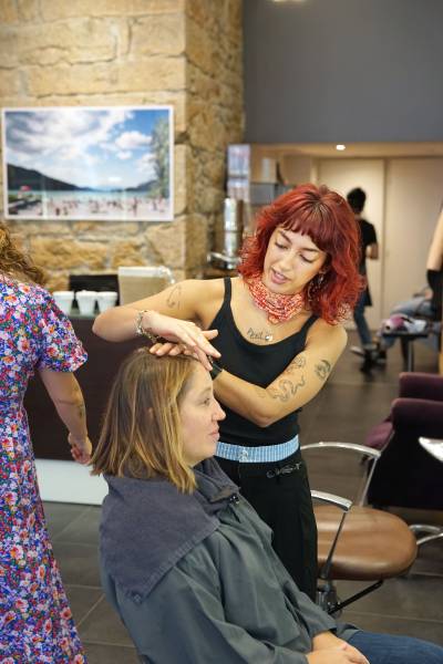 Coupe de cheveux déstructurée, Soft wolf cut à Lyon